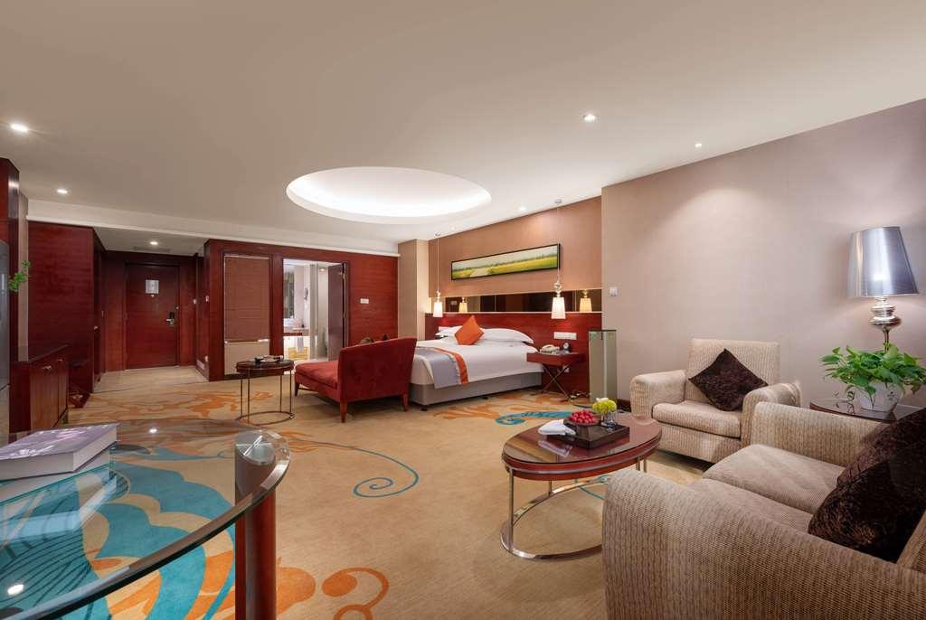 Ramada Zibo Hotel Quarto foto