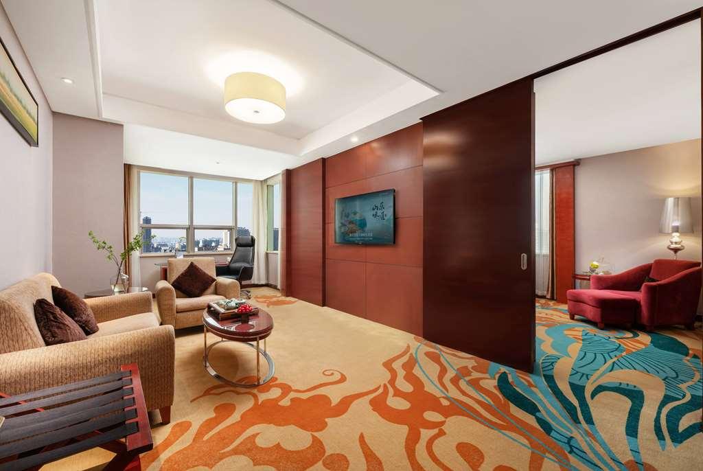Ramada Zibo Hotel Quarto foto