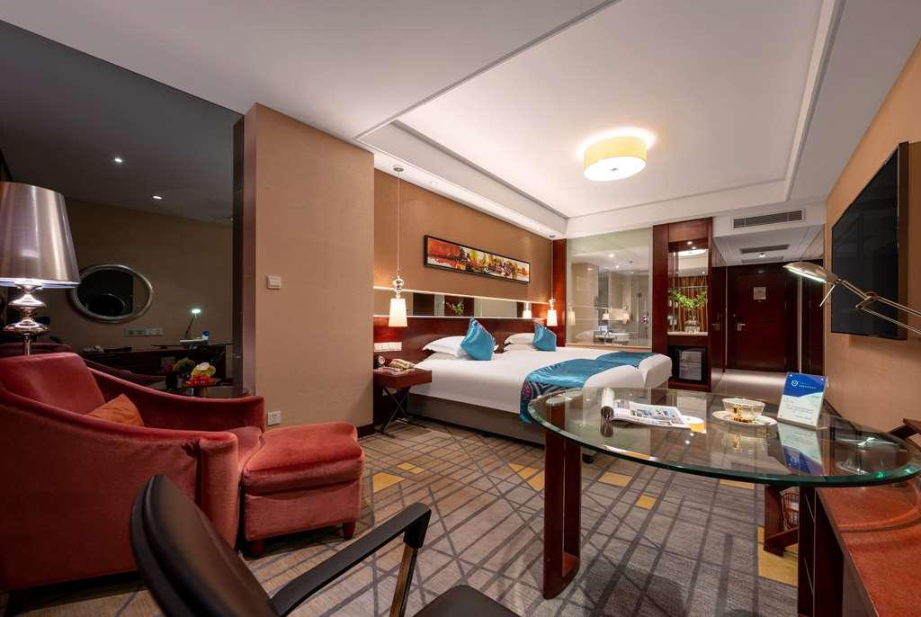 Ramada Zibo Hotel Quarto foto