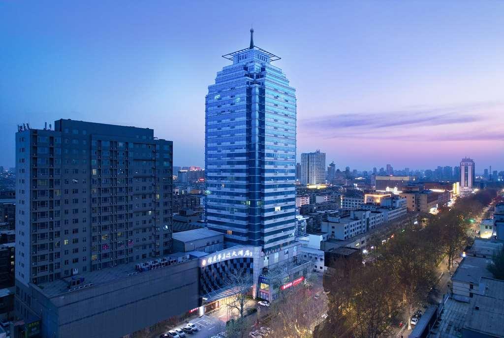 Ramada Zibo Hotel Exterior foto